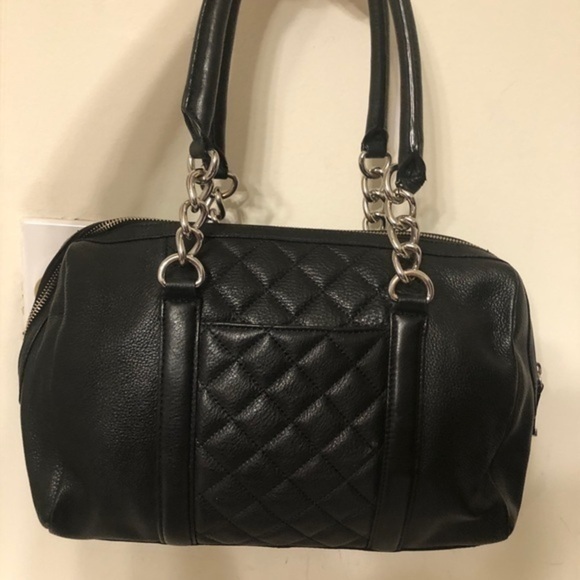 Calvin Klein quilted black leather barrel bag - Picture 2 of 12